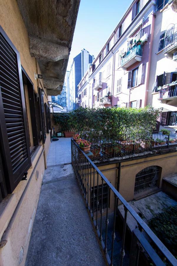 B&B Terrazza Baires - In The Heart Of Milano Exteriör bild